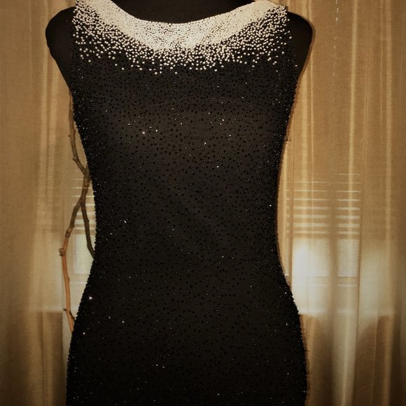 Jovani Black & White Beaded V back Mermaid Dress - Picture 4 of 11